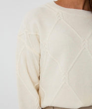 Esquallo Knit