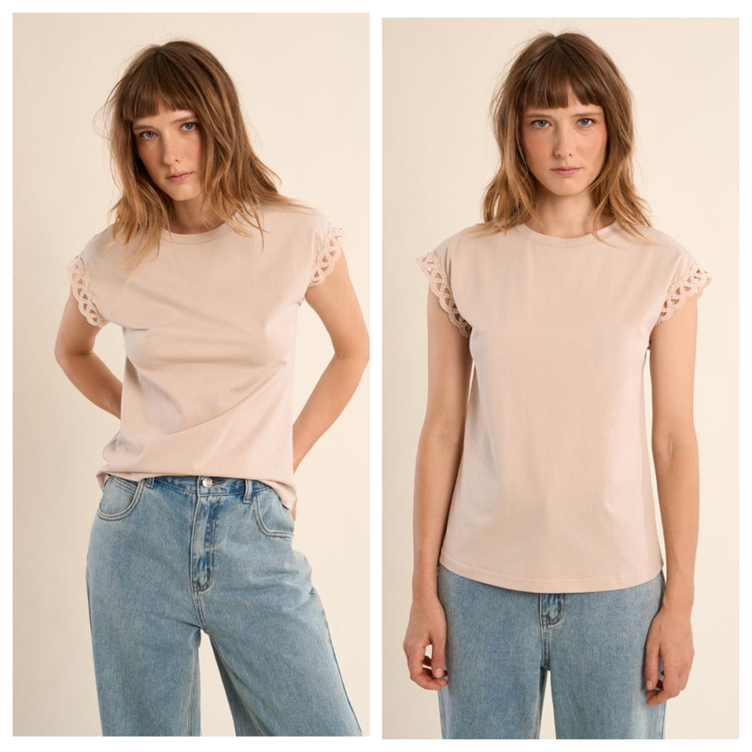 Molly Bracken top