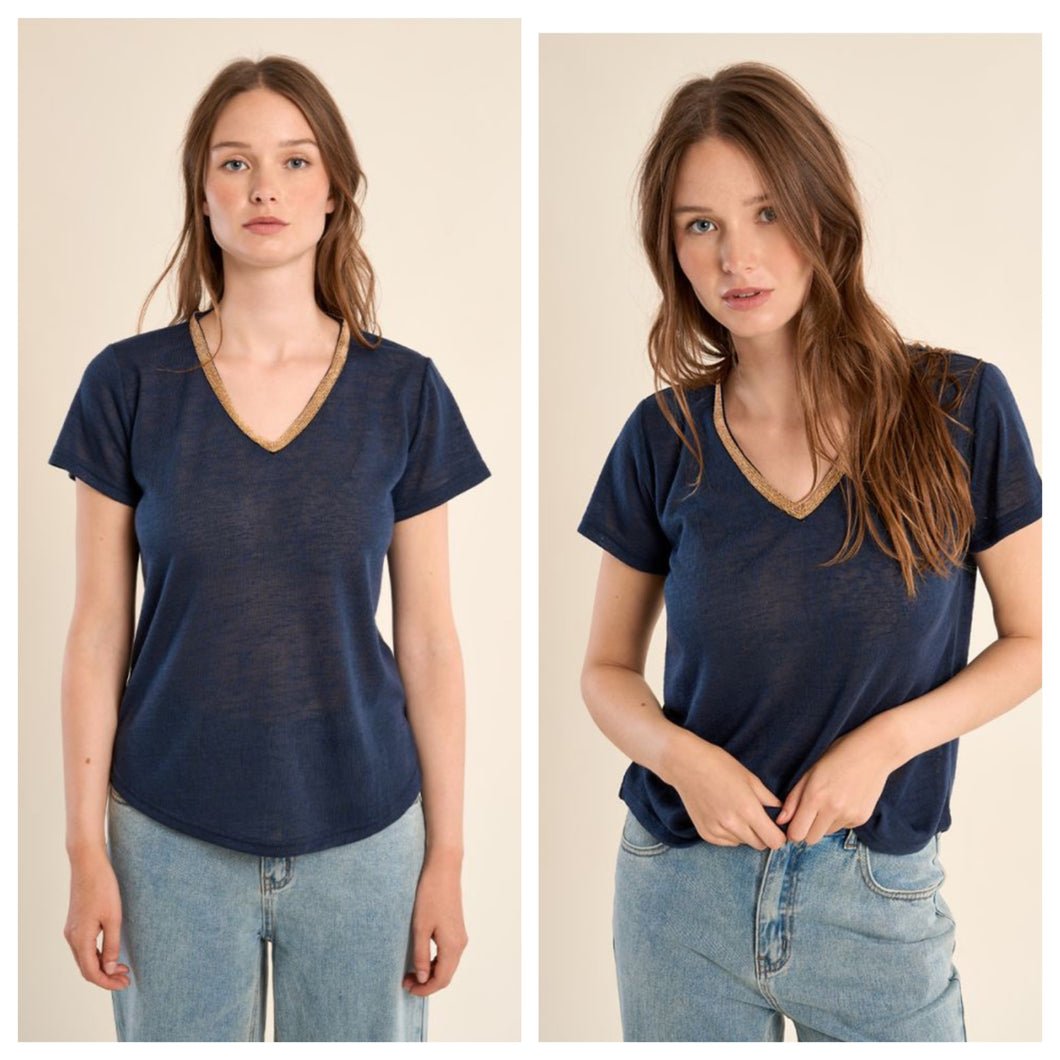 Molly bracken top