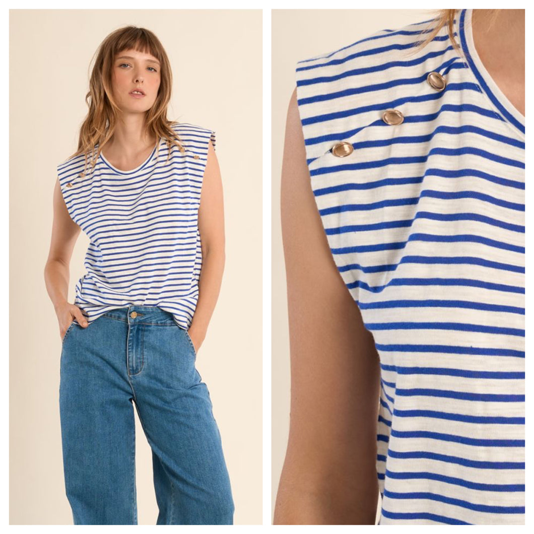 Molly bracken top