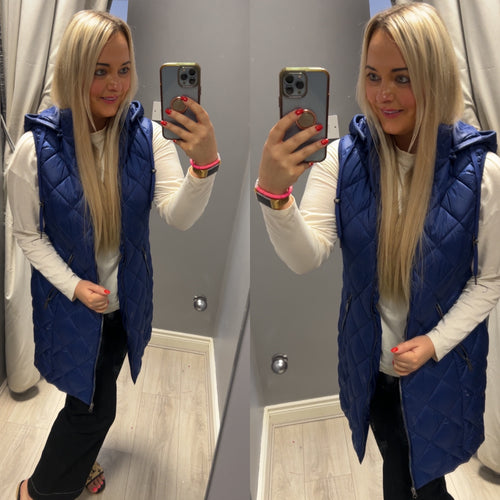 Norman Gilet with detachable hood