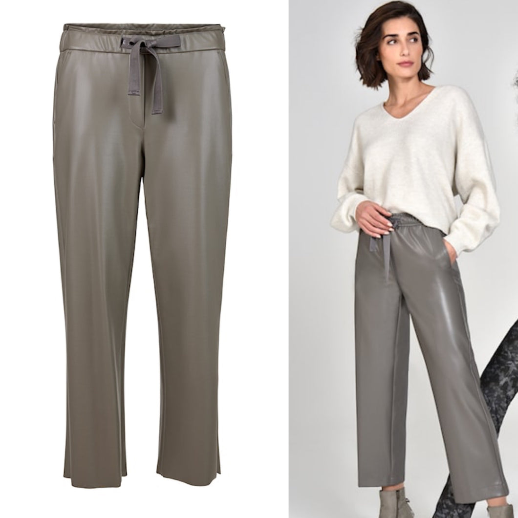 Robell Leather trousers