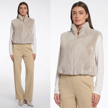 Rino & Pelle Faux Fur is waistcoat